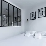 Comfortable Apartment , Porte-Doree District, Paris