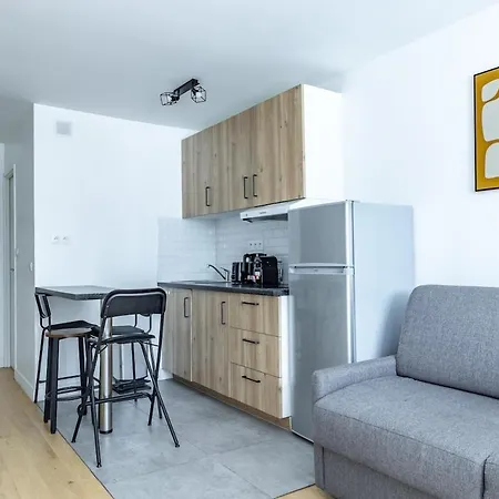 Comfortable , Porte-dorée District, Parigi