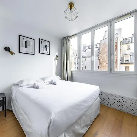Apartment Comfortable , Porte-doree District, *