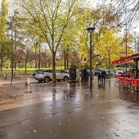 Comfortable , Porte-dorée District, * Parigi