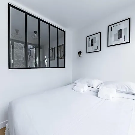 Apartment Comfortable , Porte-doree District, *